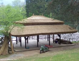 Terase si umbrele din stuf