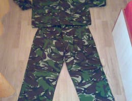 costum pentru vanatoare si pescuit