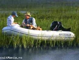 Vindem ambarcatiuni de pescuit Walker Bay