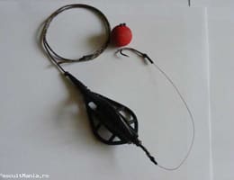 Montura culisanta de crap method feeder cu fir de par + boilies solubil cadou