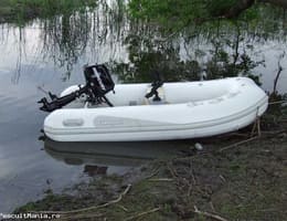 Barca gonflabila cu Chila+Motor