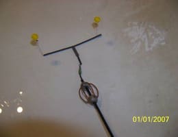 montura platica pentru pescuit la fund