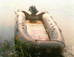 Vand barca pneumatica cu motor