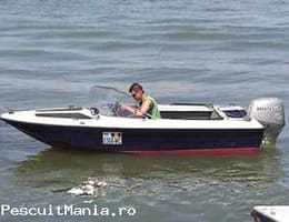 Vand barca sport tip papuc + motor 40 CP