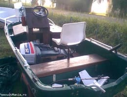 vand barca trimarano