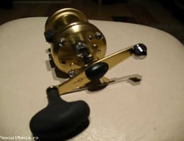 Vand mulineta Shimano Calcutta 400BSV
