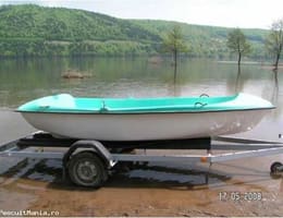 Barca fibra sticla Delfin