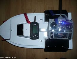  Barcuta de plantat Catamaran cu 2 cuve si sonar