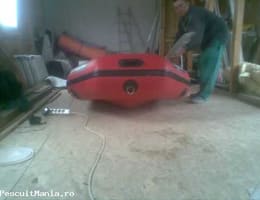 barca pneumatica cu podina