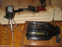 Navomodel Carponizer cu sonar Humminbird 