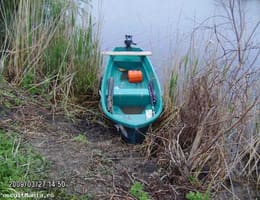 Vand barca fibra cu motor