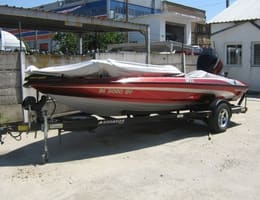 BARCA DE PESCUIT STRATOS