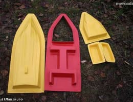 Coca navomodel din fibra de sticla