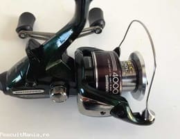 SHIMANO BAITRUNNER XT 4000 FA