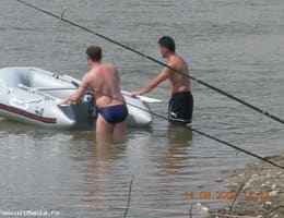 Vand barca pneumatica +motor