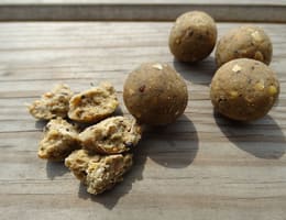 Top ingrediente de nadă în pescuitul Crapului: Secretele unei partide reușite